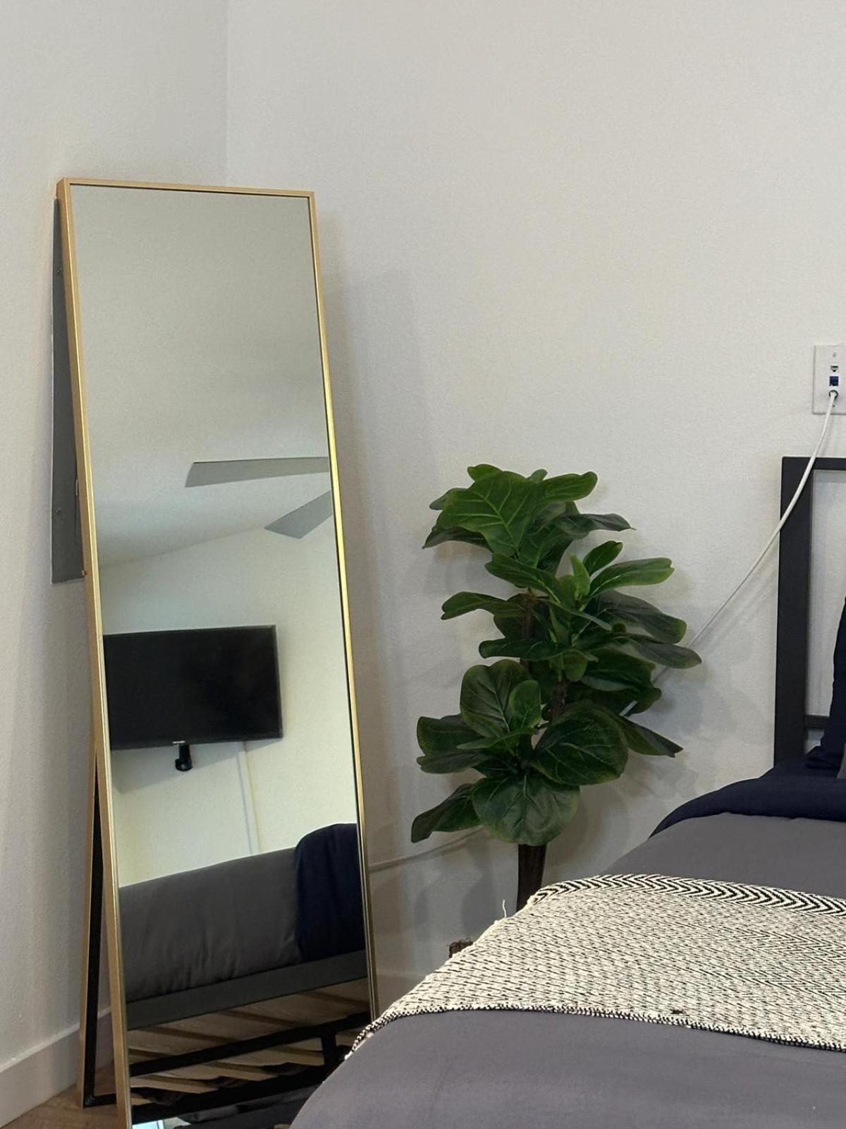 Hollywood Universal Studios Apartment Free Parking ロサンゼルス エクステリア 写真