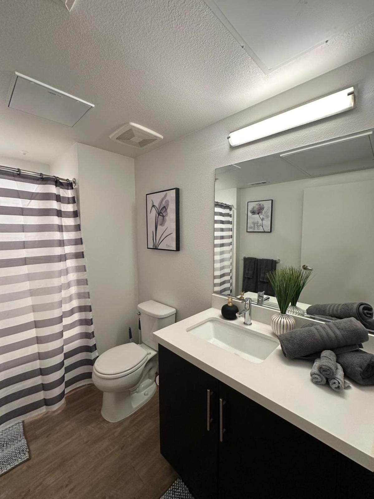 Hollywood Universal Studios Apartment Free Parking ロサンゼルス エクステリア 写真
